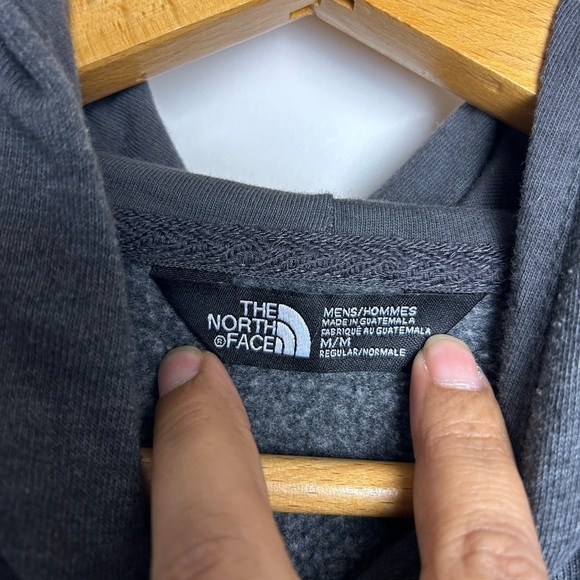 The north face chunky fleece long sleeve logo sweatshirt gray men’s size M - Picture 9 of 12